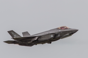 F35