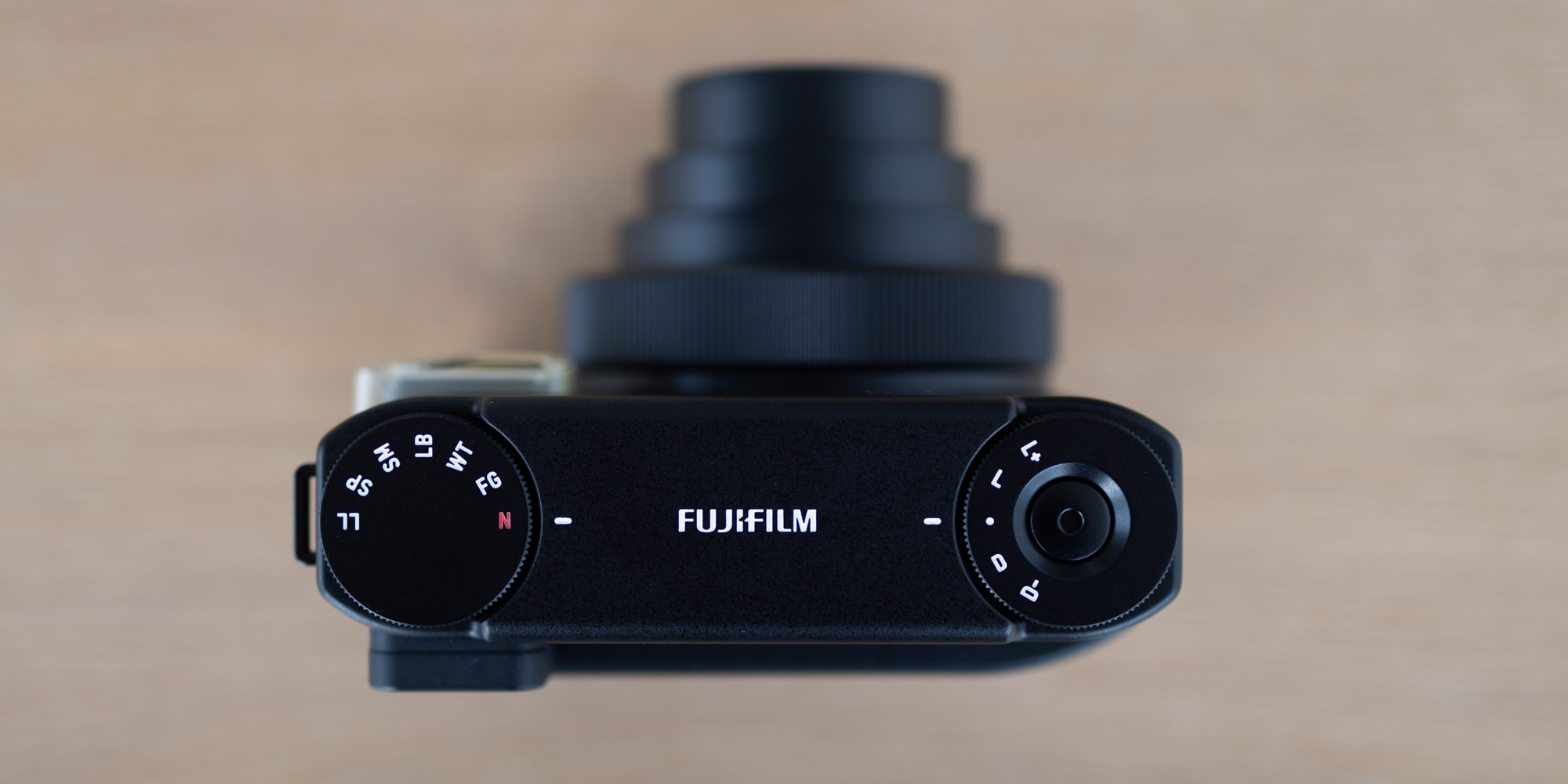 Fujifilm INSTAX mini 99 top