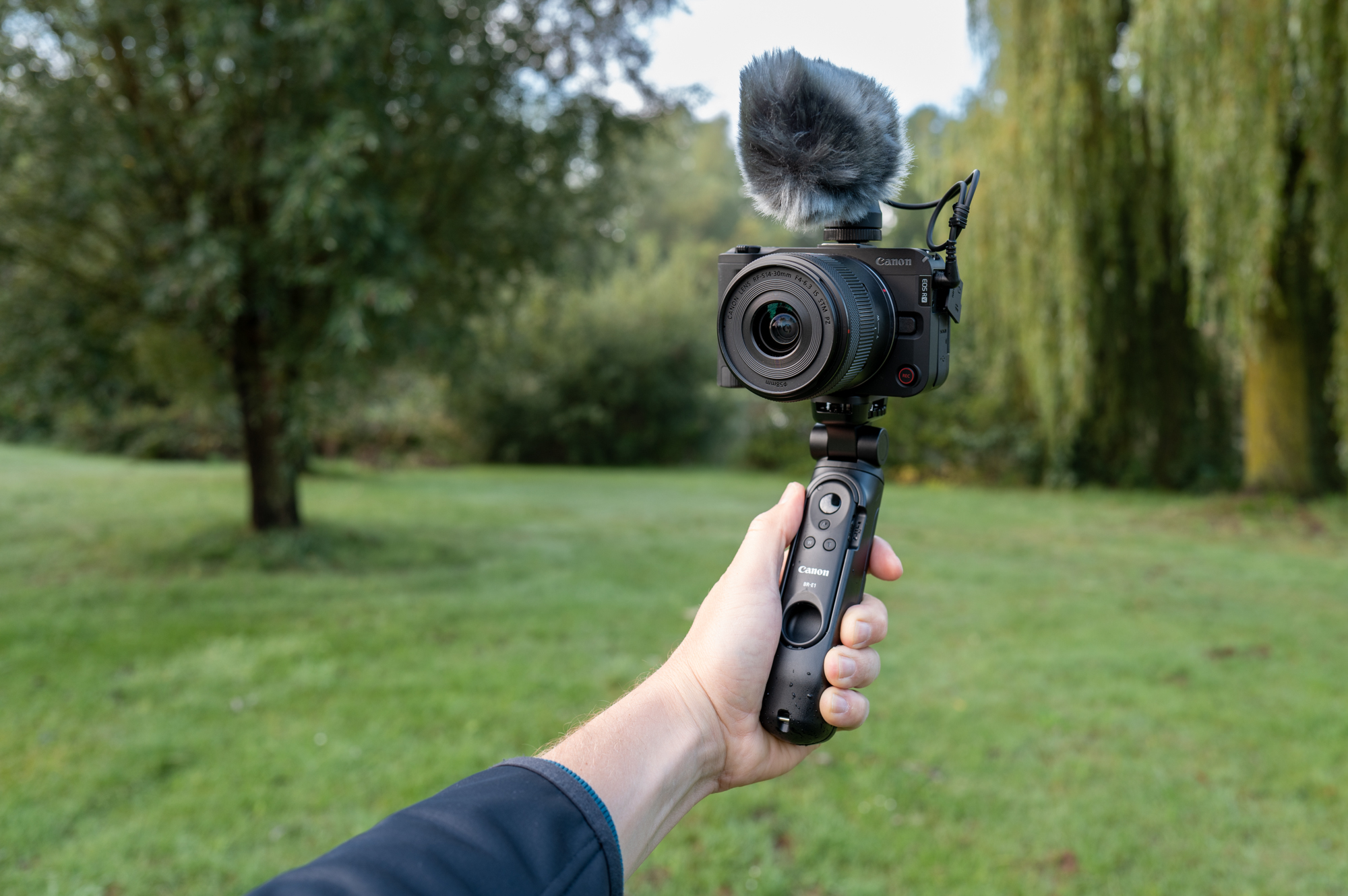 Canon EOS R50 V uit de hand gebruiken