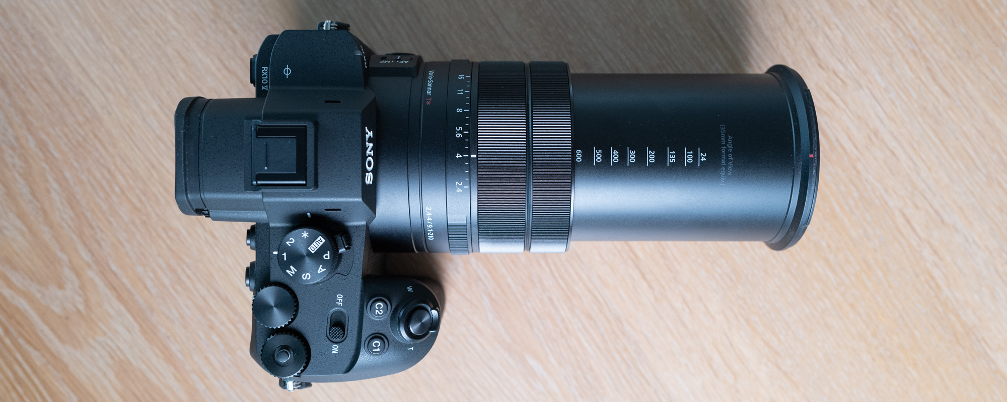 Sony RX10 V op 600mm